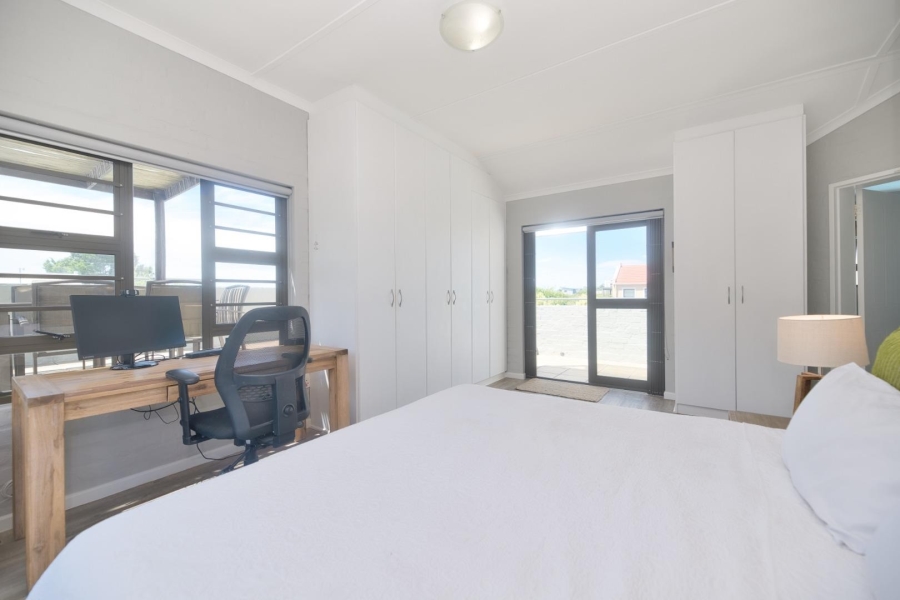 5 Bedroom Property for Sale in Vermont Western Cape